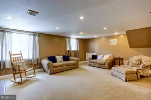 125 W Thomson Ave, Springfield, PA 19064 - Photo 23