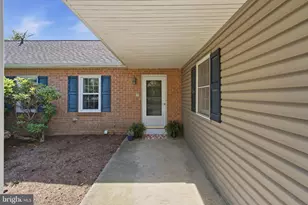 305 St Andrews Dr, Media, PA 19063 - Photo 3