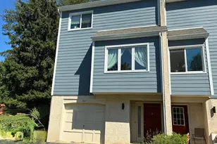 301 S Point Dr, Chadds Ford, PA 19317 - Photo 1