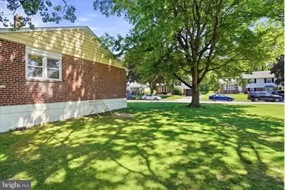 400 Rittenhouse Circle, Havertown, PA 19083 - Photo 25