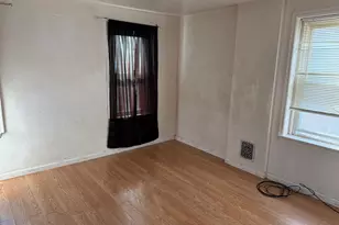 1314 E 11th St, Crum Lynne, PA 19022 - Photo 11