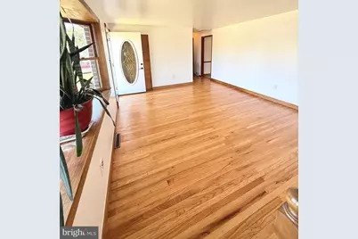 2121 N Lee Lane, Aston, PA 19014 - Photo 5