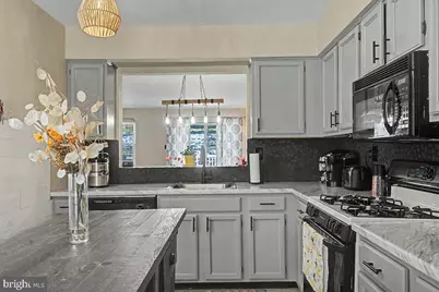 420 Cedarcrest Lane, Upper Chichester, PA 19014 - Photo 9
