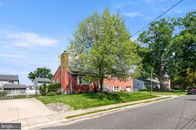 516 Evergreen Avenue, Folsom, PA 19033 - Photo 3