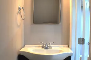 512 S 2nd St, Darby, PA 19023 - Photo 27