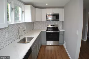 512 S 2nd St, Darby, PA 19023 - Photo 9
