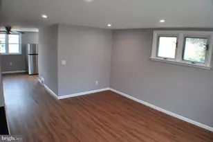 512 S 2nd St, Darby, PA 19023 - Photo 3