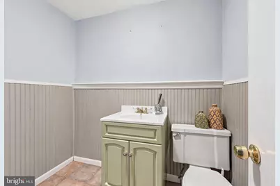 514 Edgewood Avenue, Folsom, PA 19033 - Photo 25