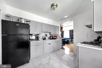 227 S Fairview Avenue, Upper Darby, PA 19082 - Photo 7