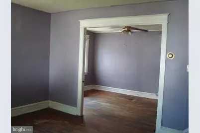 810 Bartram Avenue, Darby, PA 19023 - Photo 3