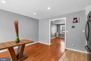 7046 Clover Ln, Upper Darby, PA 19082 - Photo 11