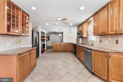 2747 Springhill Road, Secane, PA 19018 - Photo 17