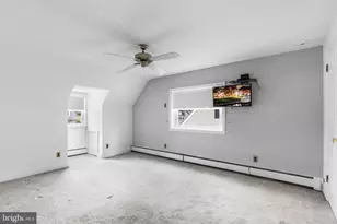 2747 Springhill Rd, Secane, PA 19018 - Photo 29