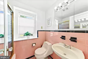 322 Twin Oaks Dr, Havertown, PA 19083 - Photo 17