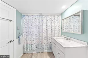 322 Twin Oaks Dr, Havertown, PA 19083 - Photo 21
