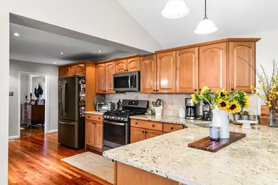16 Grove Lane, Broomall, PA 19008 - Photo 7