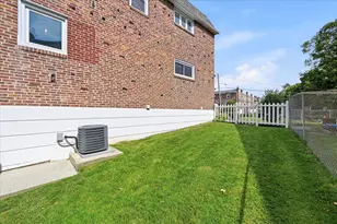 5242 Gramercy Dr, Clifton Heights, PA 19018 - Photo 21