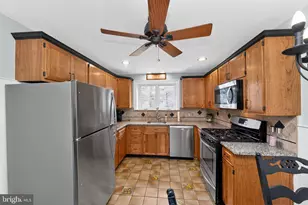 911 Shadeland Ave, Drexel Hill, PA 19026 - Photo 9