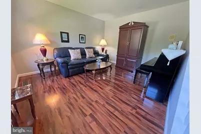 4206 Upland Drive, Upper Chichester, PA 19061 - Photo 5