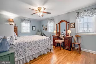 213 Oxford Hill Ln, Havertown, PA 19083 - Photo 23