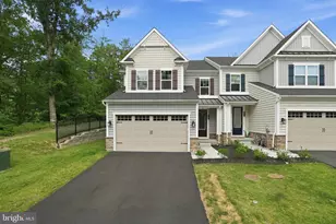 411 W Ponds Edge Dr, Media, PA 19063 - Photo 1