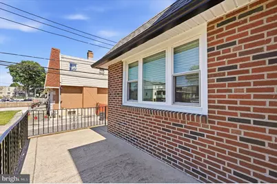 18 W Madison Avenue, Clifton Heights, PA 19018 - Photo 3