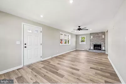 18 W Madison Avenue, Clifton Heights, PA 19018 - Photo 15