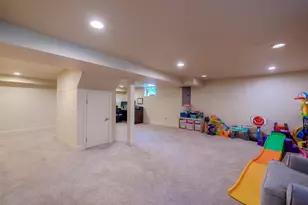 214 Parkview Dr, Broomall, PA 19008 - Photo 45