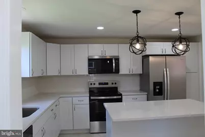 412 Roberta Avenue, Darby, PA 19023 - Photo 13