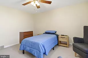 714 Oakwood Dr, Glenolden, PA 19036 - Photo 13