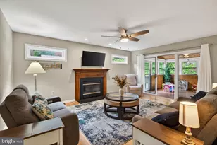 105 Grace Ln, Aston, PA 19014 - Photo 25
