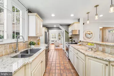 570 Strathmore Road, Havertown, PA 19083 - Photo 9