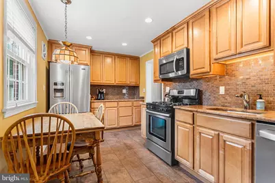 321 Holt Lane, Springfield, PA 19064 - Photo 9