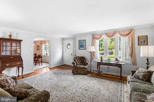 321 Holt Ln, Springfield, PA 19064 - Photo 5