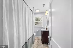 411 Sugartown Rd, Wayne, PA 19087 - Photo 19