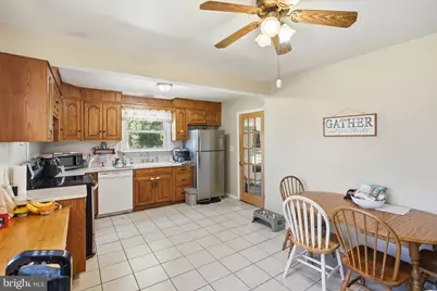 112 Meadowbrook Lane, Brookhaven, PA 19015 - Photo 7