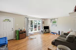 112 Meadowbrook Ln, Brookhaven, PA 19015 - Photo 3