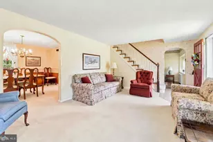 13 Mulberry Ln, Newtown Square, PA 19073 - Photo 3
