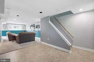 2574 Stoneybrook Ln, Drexel Hill, PA 19026 - Photo 19