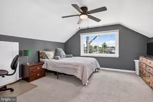 141 N Norwinden Dr, Springfield, PA 19064 - Photo 25