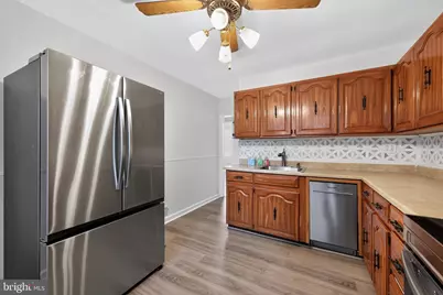 204 Sharon Park Drive, Folcroft, PA 19032 - Photo 9