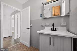 204 Sharon Park Dr, Folcroft, PA 19032 - Photo 17