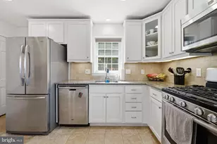 455 Glendale Cir, Springfield, PA 19064 - Photo 11