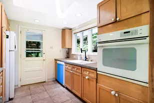 42 W Ridge Rd, Media, PA 19063 - Photo 9