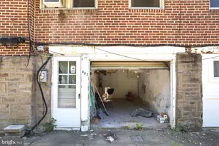 802 E 15th St, Chester, PA 19013 - Photo 23