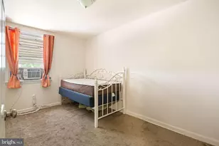 802 E 15th St, Chester, PA 19013 - Photo 15