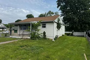 2426 Bethel Rd, Chester, PA 19013 - Photo 3