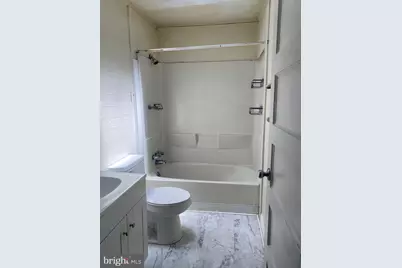 336 W 15th Street, Chester, PA 19013 - Photo 13