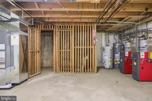 63 Aston Ct, Aston, PA 19014 - Photo 17