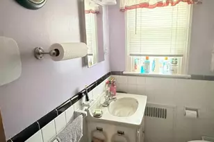 238 Wynnewood Ave, Lansdowne, PA 19050 - Photo 23